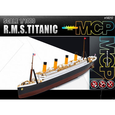 Academy 14217 1/1000 RMS Titanic